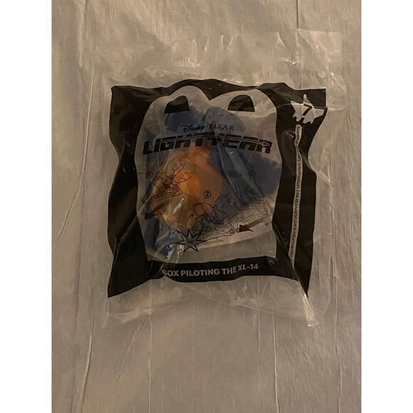 McDonald’s Disney Pixar 2022 Happy Meal Toy Lightyear #7 SOX Piloting the XL-14 - Picture 1 of 3